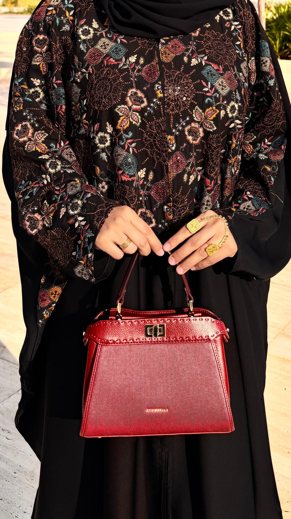 Shamoukh Abaya