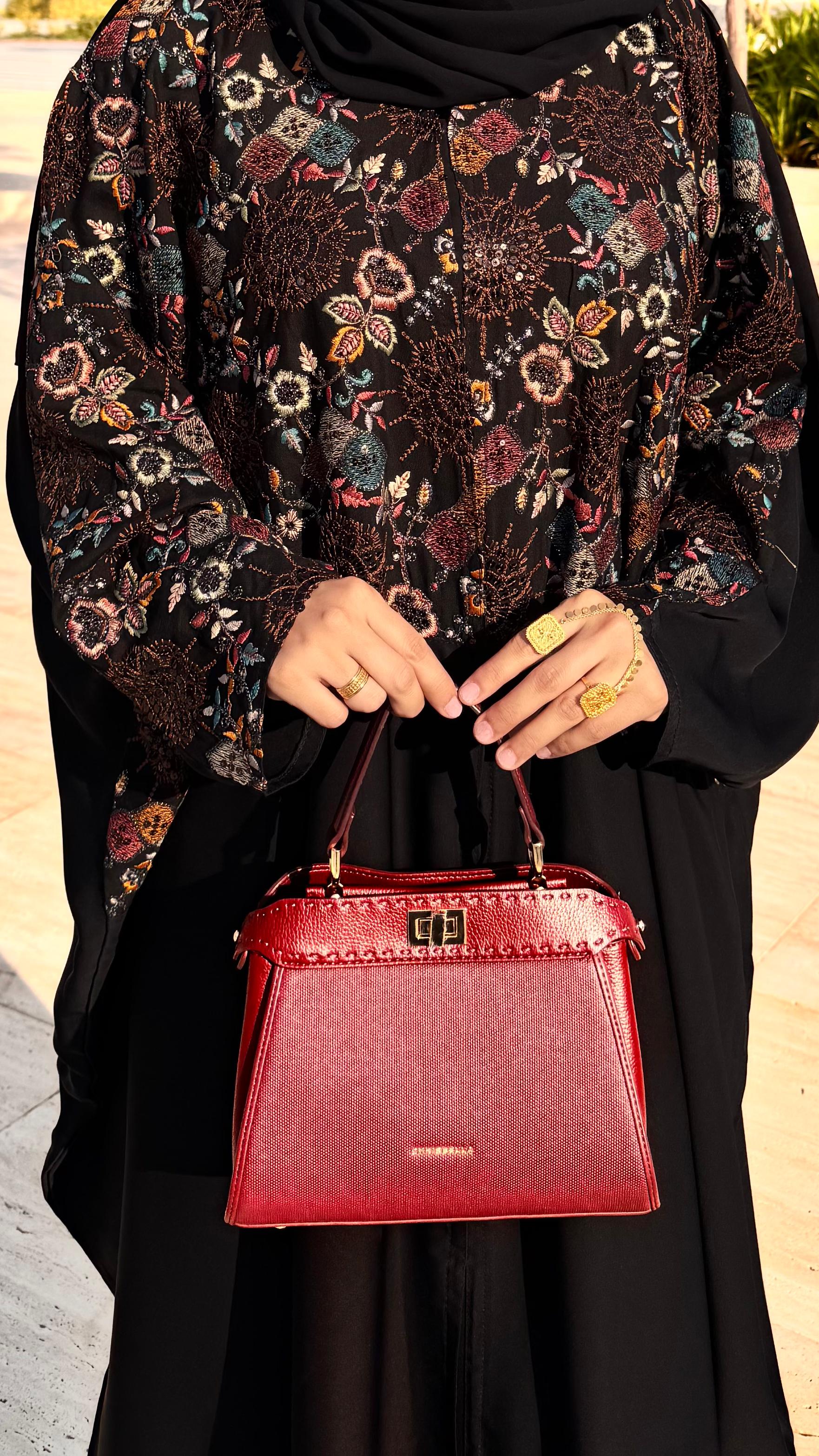 Shamoukh Abaya