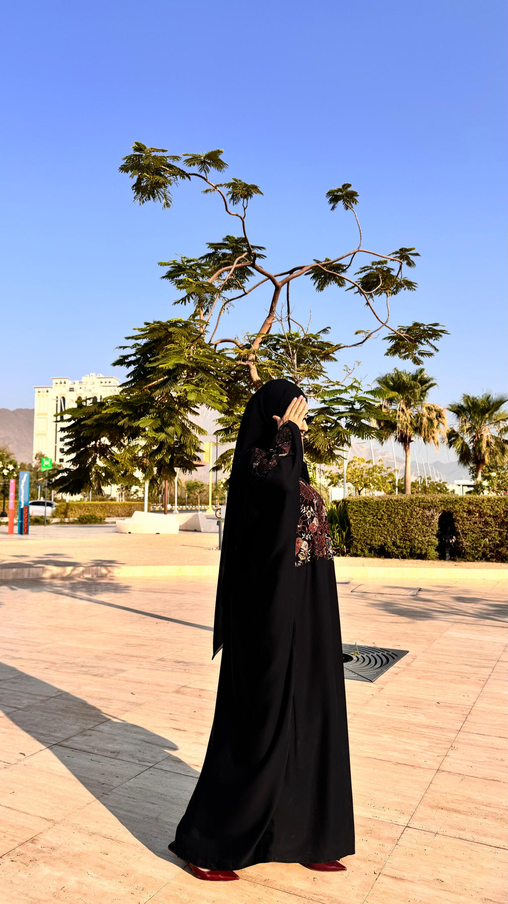 Shamoukh Abaya