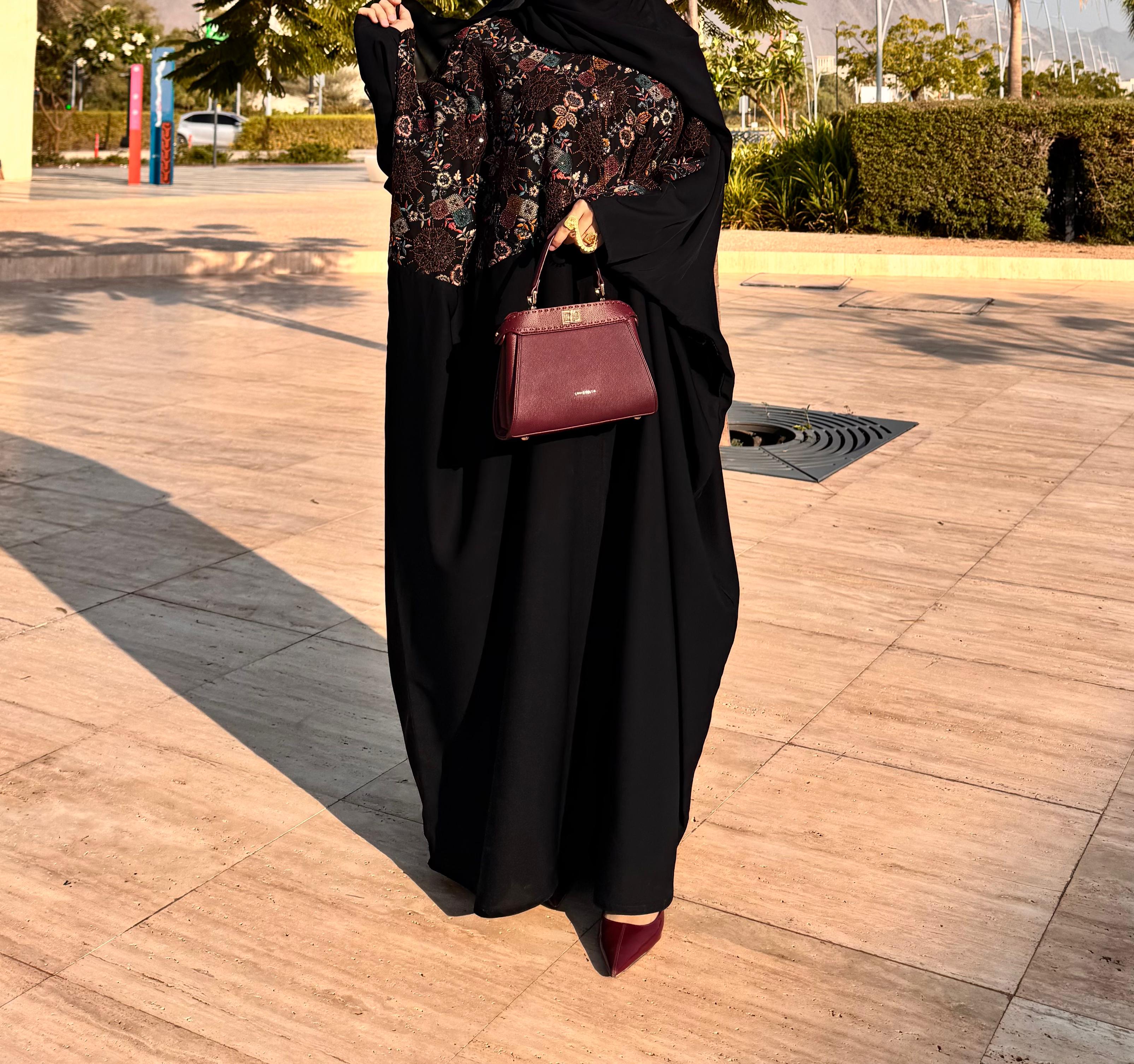 Shamoukh Abaya