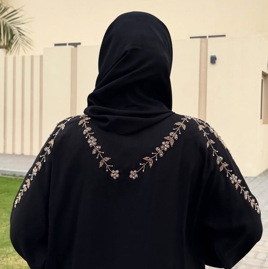 عبايه ملكة